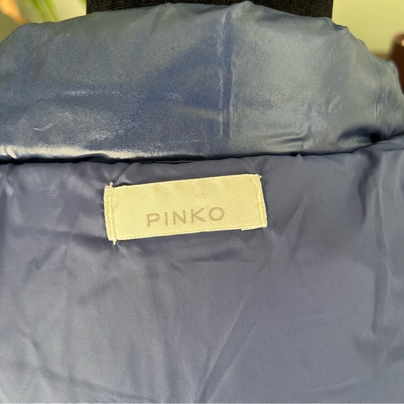 Pinko Puffer Jacket - Picture 8 of 9
